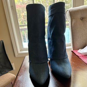 size 11.5-12 denim heel boots never worn